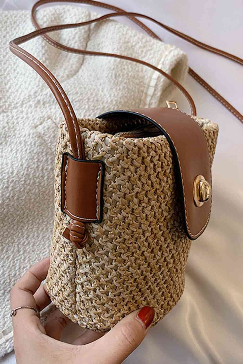 Straw Bucket Crossbody Bag