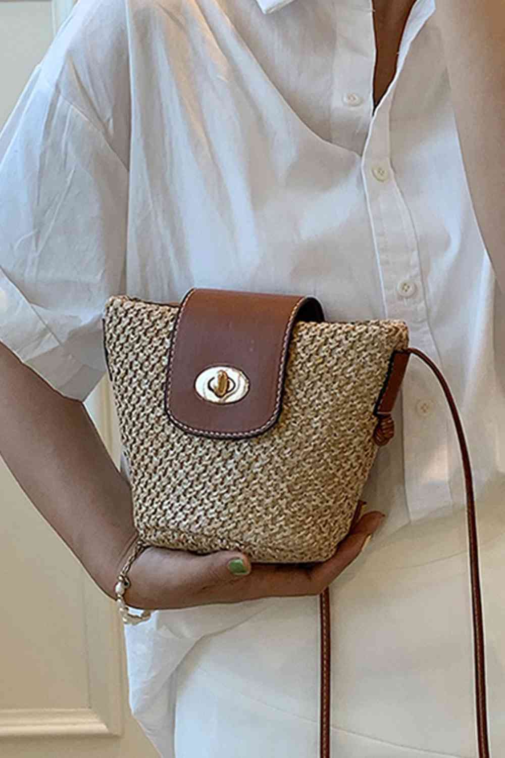 Straw Bucket Crossbody Bag