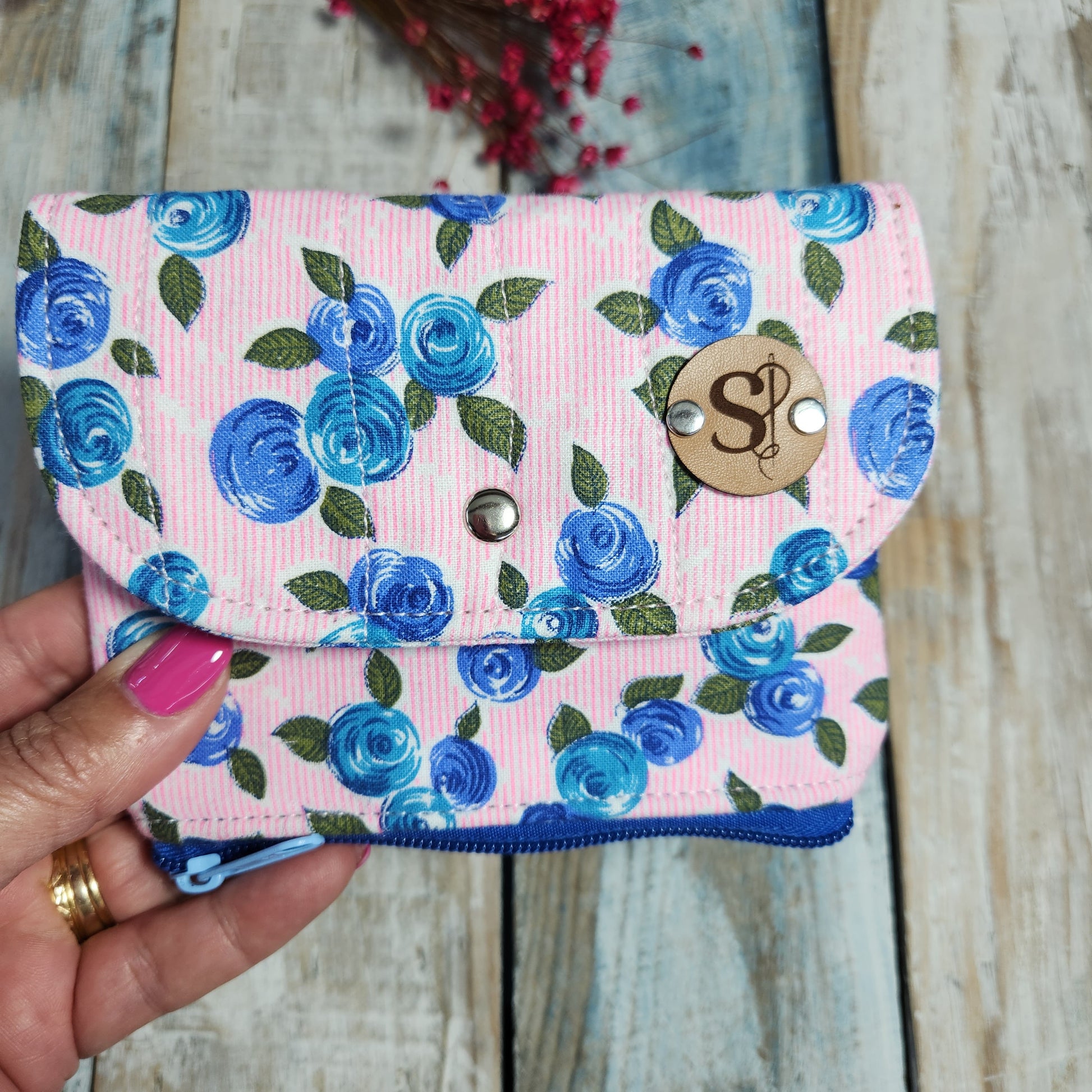 Alana wallet, flower-printed fabric wallet, turtle wallet, Flamencos card holder, Tie dye wallet.
