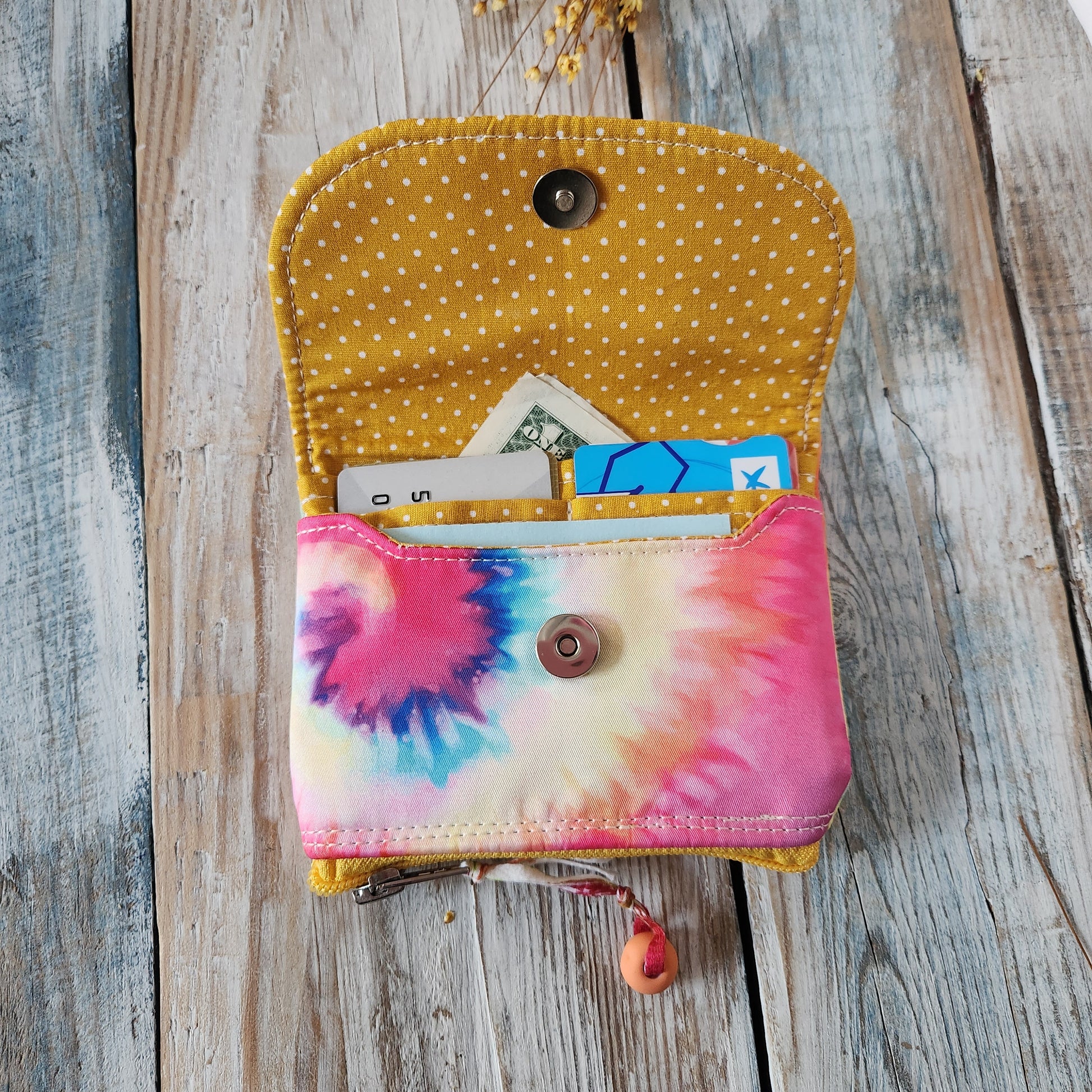 Alana wallet, flower-printed fabric wallet, turtle wallet, Flamencos card holder, Tie dye wallet.